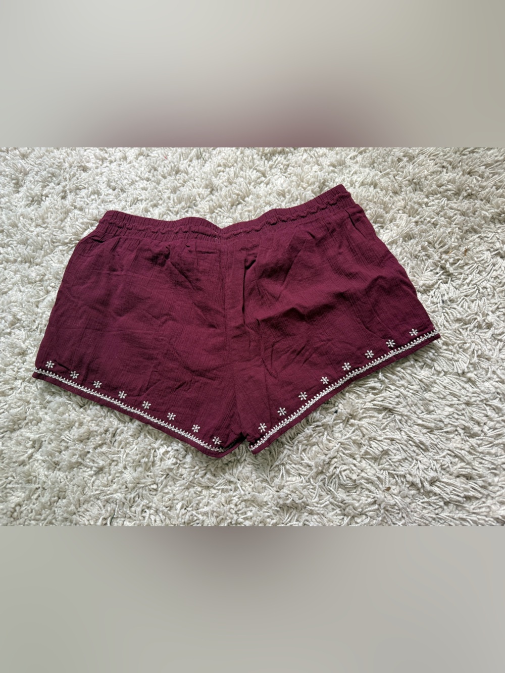 Mudd Embroidered Shorts - Picture 2 of 4